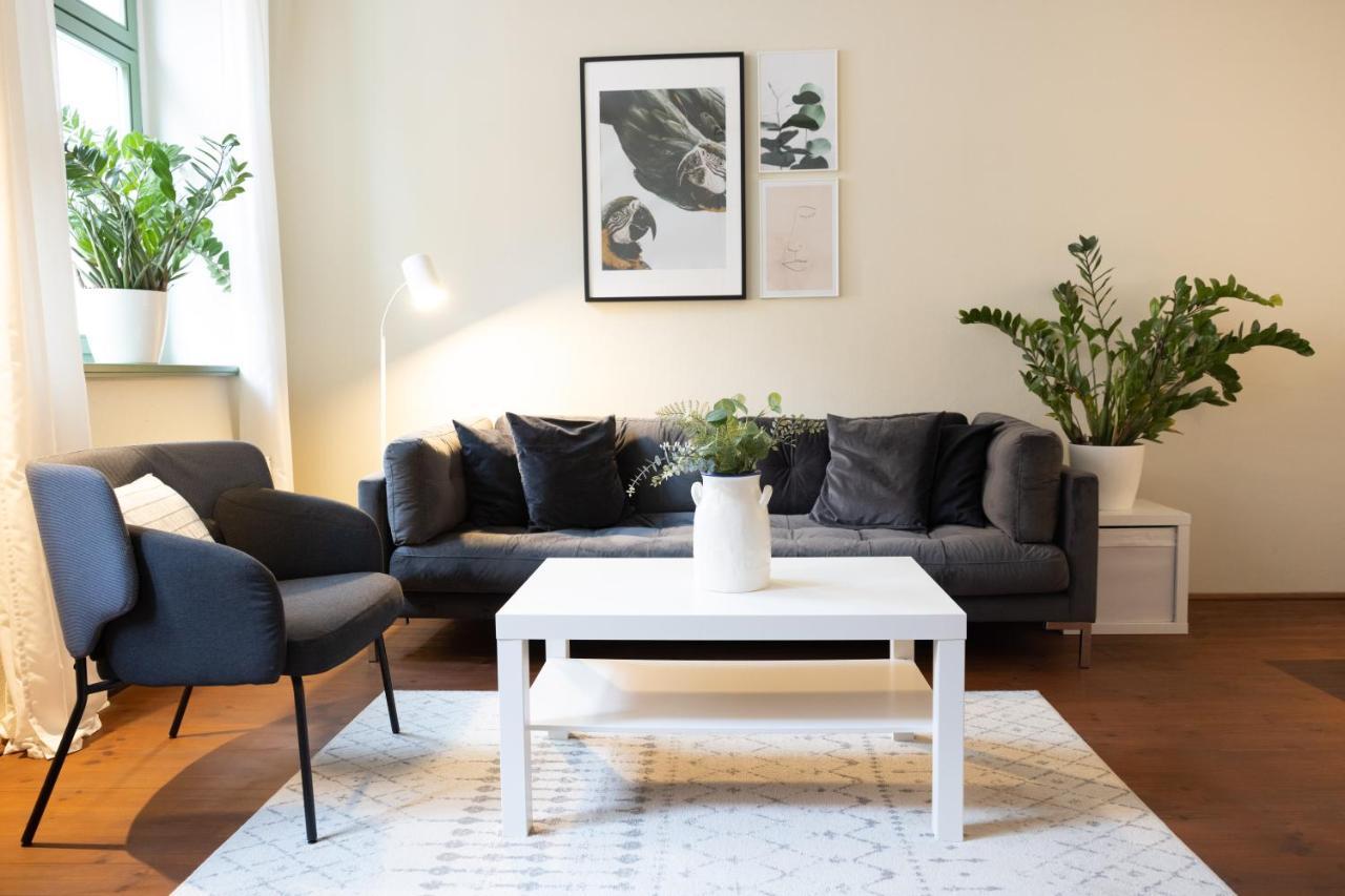 Hip & Minimalist - Stadt Apartments Am Malerweg เพียร์นา ภายนอก รูปภาพ
